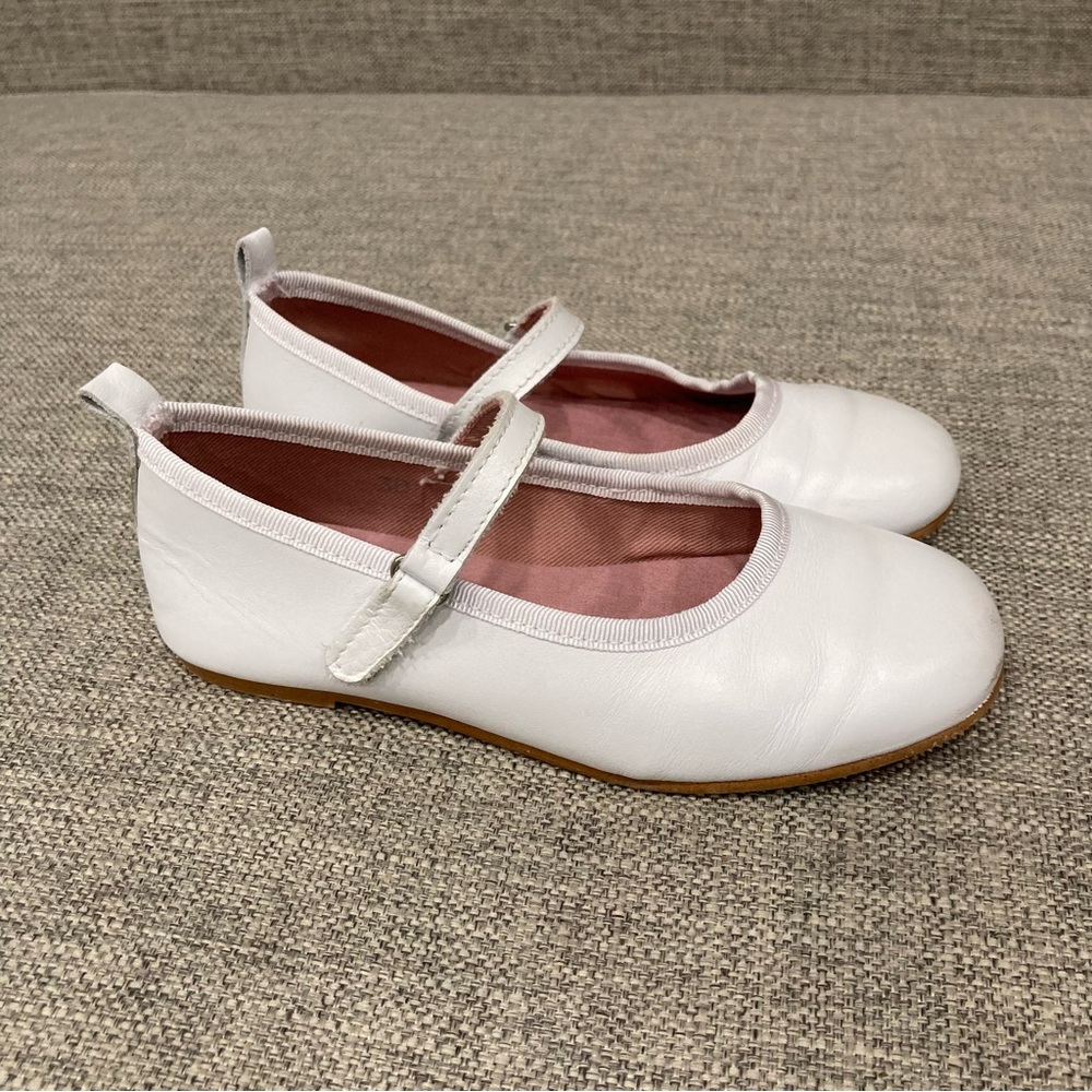 Pisamonas size 30 white leather ballet flats GUC